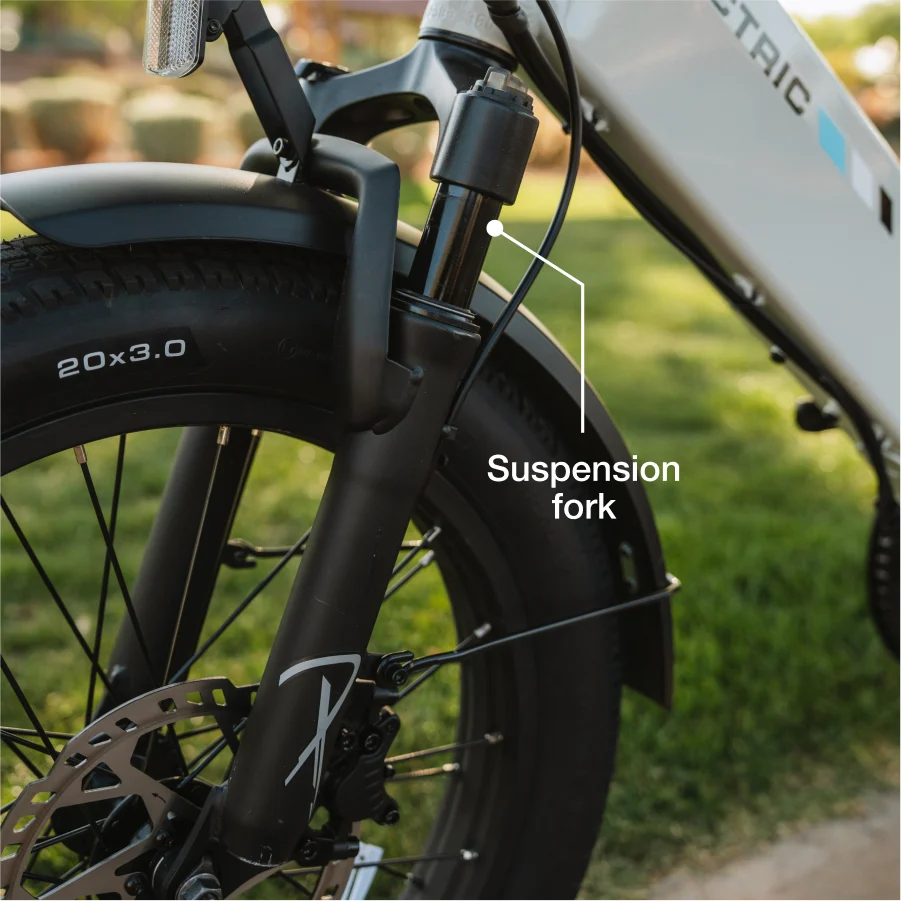 XP4 Step-Thru Stratus White eBike - Image 9