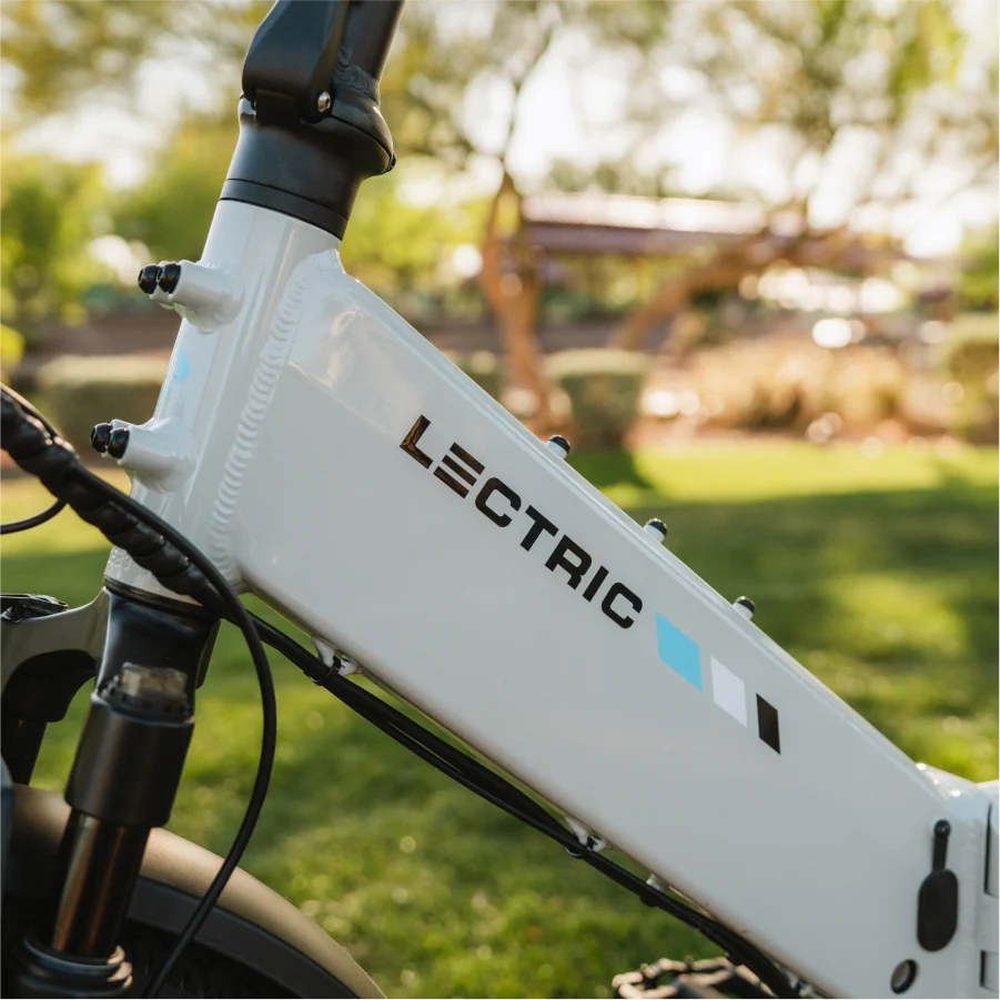 XP4 Step-Thru Stratus White eBike - Image 8